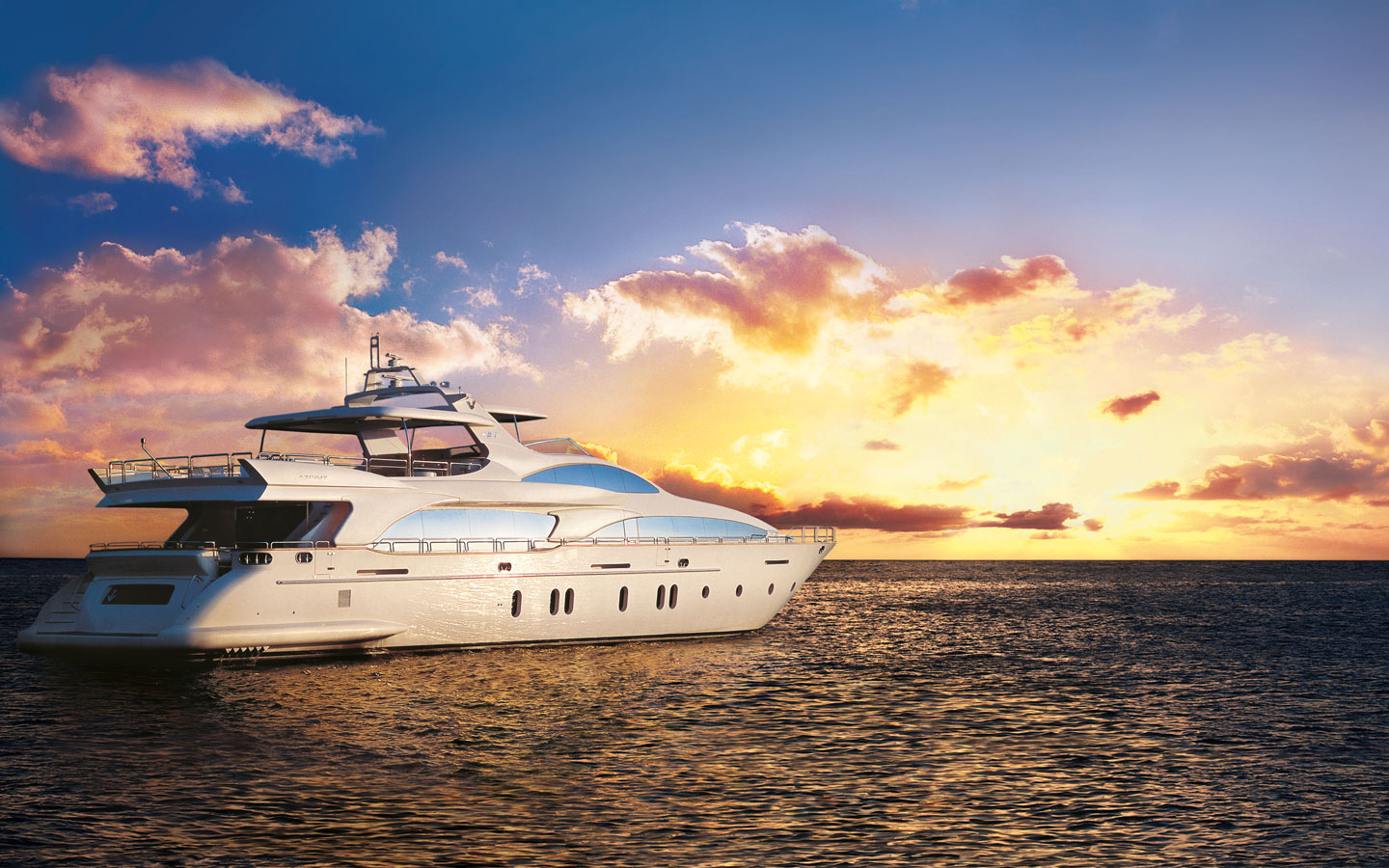 10 Reasons to Rent a Yacht
