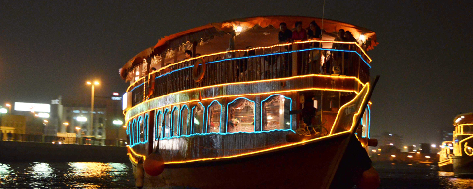 Dhow cruise Dubai Creek